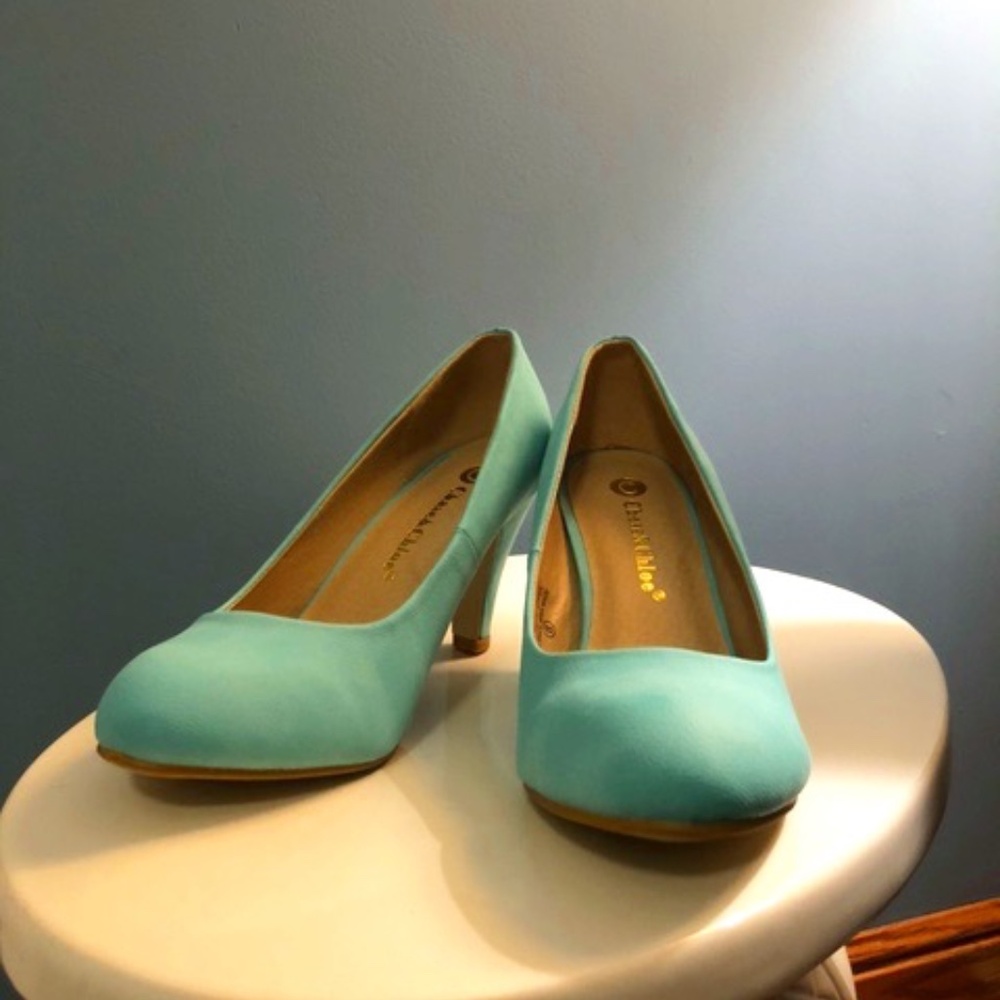 Mint Pumps